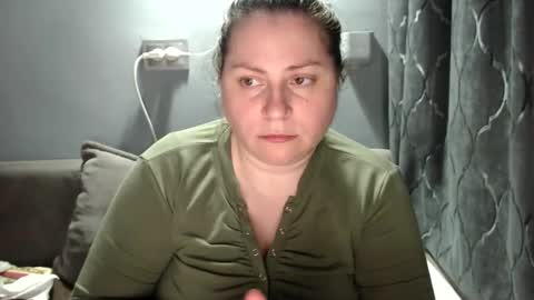 Snapshot of candycream74 chatting on 12, 11, 2025 Laura online show from 12, 11, 2025