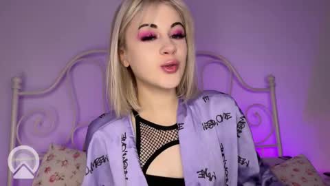 Snapshot of candyhannah chatting on 11, 10, 2025 You can call me HH online show from 11, 10, 2025