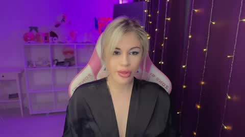 Snapshot of candyhannah chatting on 29, 11, 2025 You can call me HH online show from 29, 11, 2025