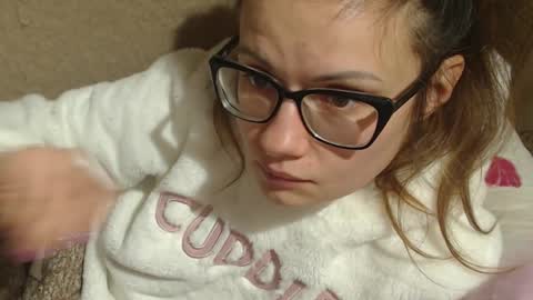 Snapshot of candylady13 chatting on 13, 12, 2024 say meow and send tips online show from 13, 12, 2024