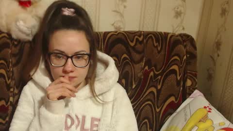 Snapshot of candylady13 chatting on 27, 2, 2025 say meow and send tips online show from 27, 2, 2025