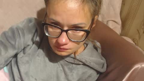 Snapshot of candylady13 chatting on 28, 9, 2025 say meow and send tips online show from 28, 9, 2025