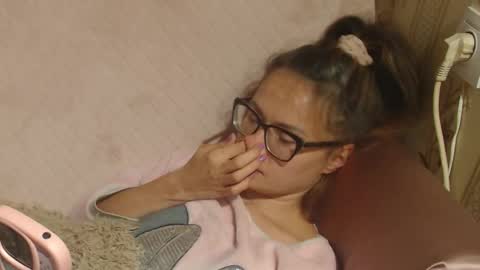 Snapshot of candylady13 chatting on 18, 10, 2025 say meow and send tips online show from 18, 10, 2025