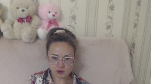 Snapshot of candylady136 chatting on 2, 7, 2026 say meow and send tip online show from 2, 7, 2026