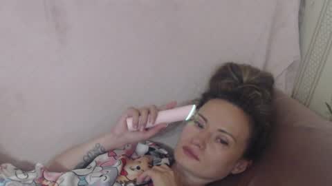 Snapshot of candylady136 chatting on 3, 7, 2026 say meow and send tip online show from 3, 7, 2026
