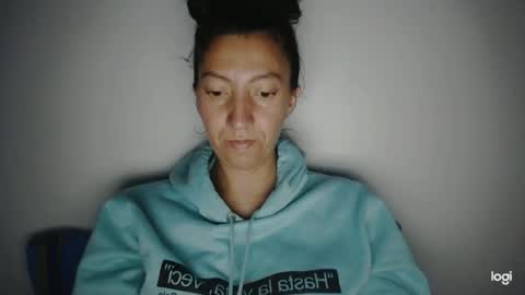 Snapshot of candymilfff chatting on 25, 1, 2025 candymilfff online show from 25, 1, 2025