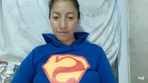 Snapshot of candymilfff chatting on 6, 10, 2025 candymilfff online show from 6, 10, 2025