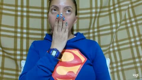 Snapshot of candymilfff chatting on 28, 10, 2025 candymilfff online show from 28, 10, 2025