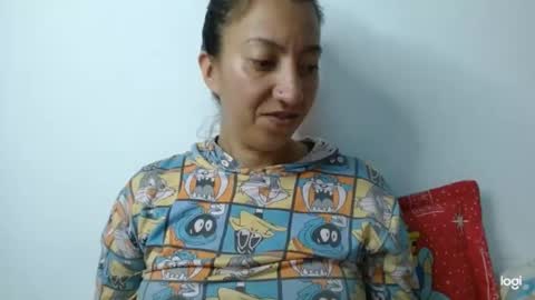 Snapshot of candymilfff chatting on 15, 12, 2025 candymilfff online show from 15, 12, 2025