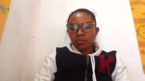 Snapshot of candysourensx chatting on 22, 6, 2026 CandySourensx online show from 22, 6, 2026