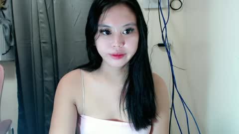 Snapshot of candysweetcum_ chatting on 28, 6, 2026 CALL ME SAM online show from 28, 6, 2026