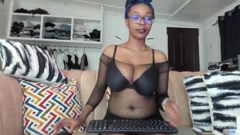 Canela online show from 11, 2, 2025
