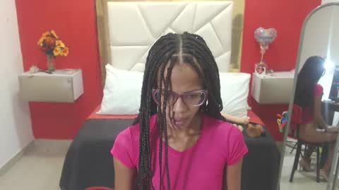 Snapshot of canella_hotx chatting on 18, 10, 2025 Canela online show from 18, 10, 2025