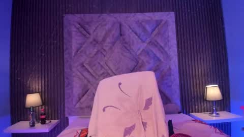 GABRIELA LOPEZ online show from 21, 2, 2025