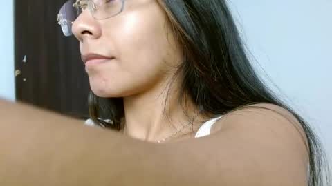 Snapshot of cannela_sweett chatting on 9, 5, 2026 cannela sweet online show from 9, 5, 2026