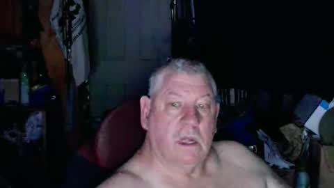 canoelicker69 online show from 15, 9, 2025