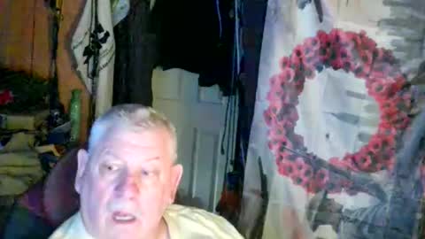 canoelicker69 online show from 12, 4, 2026