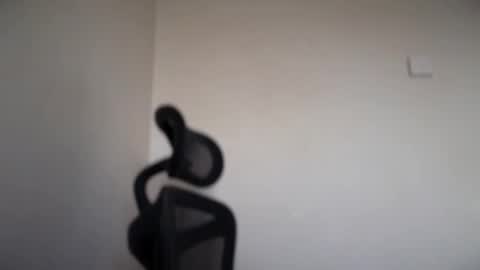 Snapshot of cappuccinokiss chatting on 27, 10, 2025 Emma online show from 27, 10, 2025