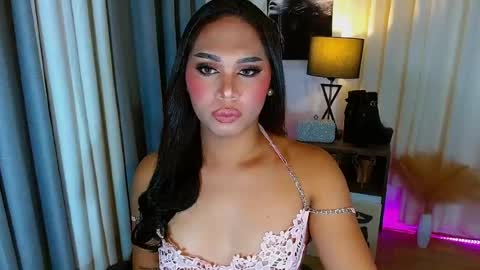 Snapshot of caprize_diva chatting on 17, 7, 2026 caprize_diva online show from 17, 7, 2026