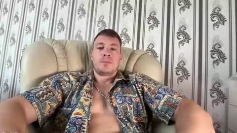 Snapshot of capt_oliver chatting on 14, 7, 2026 follow my twitter online show from 14, 7, 2026