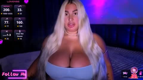 Snapshot of cara__harris chatting on 20, 10, 2025 . . online show from 20, 10, 2025