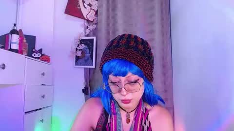 Snapshot of caraenaranja chatting on 12, 11, 2025 Amy online show from 12, 11, 2025