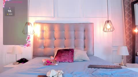 Snapshot of caraiosh_ chatting on 15, 12, 2024 Cara online show from 15, 12, 2024