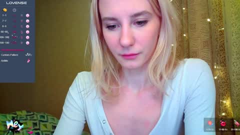 Snapshot of caramel_pie_ chatting on 9, 12, 2024 caramel online show from 9, 12, 2024