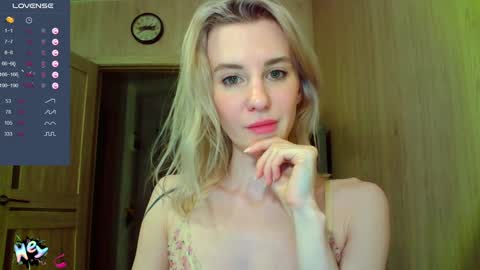 Snapshot of caramel_pie_ chatting on 27, 1, 2025 caramel online show from 27, 1, 2025