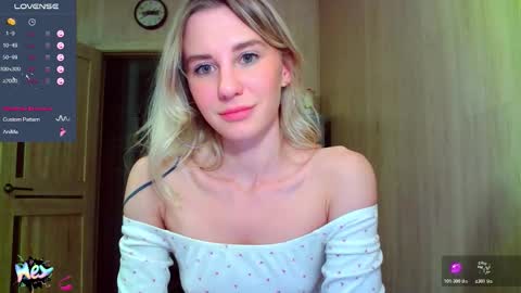 Snapshot of caramel_pie_ chatting on 24, 11, 2025 caramel online show from 24, 11, 2025