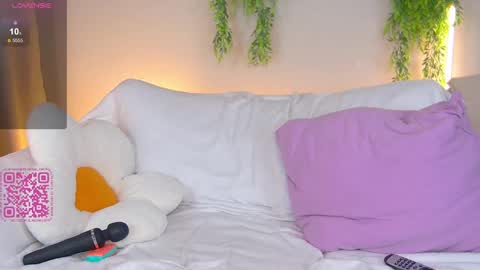 Snapshot of caramelangels chatting on 16, 2, 2025 Viola Marika and Visma online show from 16, 2, 2025