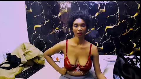 caramelminxx_ online show from 10, 6, 2026