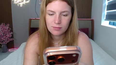Lana online show from 10, 4, 2026
