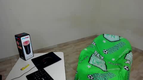 Carlos and Cristian  online show from 13, 9, 2025