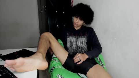 Carlos and Cristian  online show from 16, 12, 2025