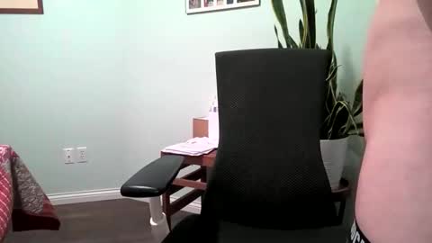 Caressluving online show from 29, 3, 2026