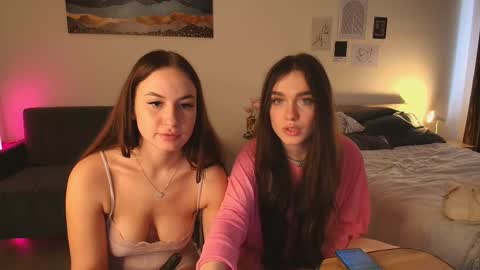 Snapshot of caressyourself chatting on 8, 1, 2026 caressyourself online show from 8, 1, 2026