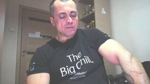 Snapshot of carin_the_body chatting on 19, 1, 2025 Laz online show from 19, 1, 2025