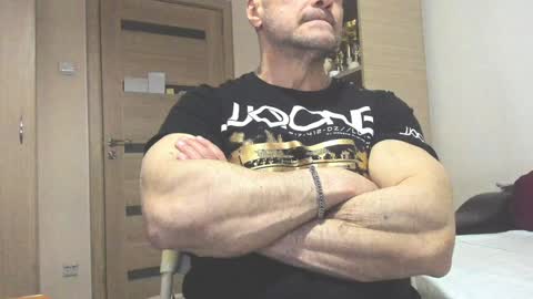 Snapshot of carin_the_body chatting on 25, 1, 2025 Laz online show from 25, 1, 2025