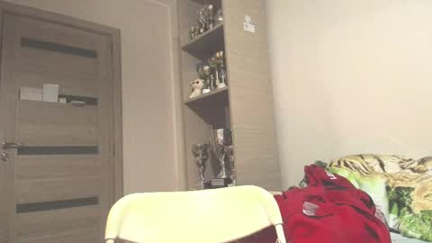 Snapshot of carin_the_body chatting on 24, 2, 2025 Laz online show from 24, 2, 2025