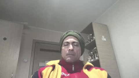 Snapshot of carin_the_body chatting on 4, 3, 2025 Laz online show from 4, 3, 2025