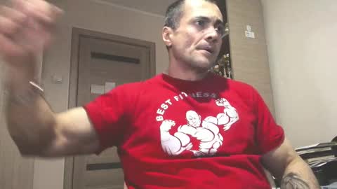 Snapshot of carin_the_body chatting on 8, 3, 2025 Laz online show from 8, 3, 2025