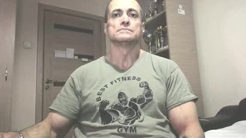 Snapshot of carin_the_body chatting on 5, 10, 2025 Laz online show from 5, 10, 2025