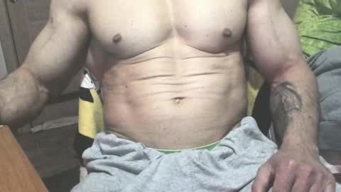 Snapshot of carin_the_body chatting on 13, 10, 2025 Laz online show from 13, 10, 2025