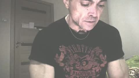 Snapshot of carin_the_body chatting on 13, 10, 2025 Laz online show from 13, 10, 2025