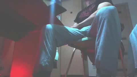 Snapshot of carin_the_body chatting on 14, 10, 2025 Laz online show from 14, 10, 2025