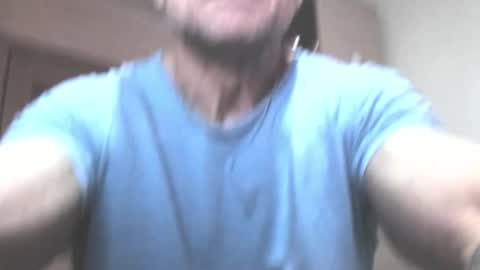 Snapshot of carin_the_body chatting on 20, 10, 2025 Laz online show from 20, 10, 2025