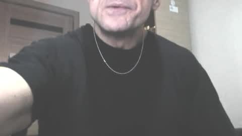 Snapshot of carin_the_body chatting on 23, 10, 2025 Laz online show from 23, 10, 2025