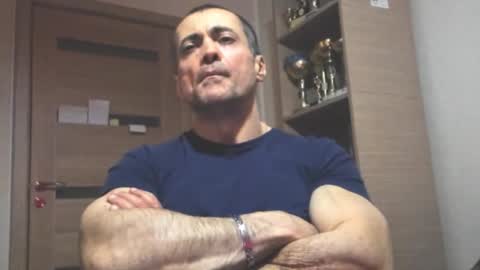 Snapshot of carin_the_body chatting on 21, 11, 2025 Laz online show from 21, 11, 2025