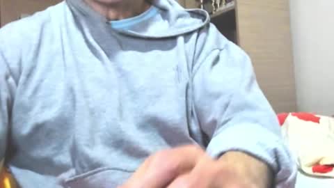 Snapshot of carin_the_body chatting on 22, 11, 2025 Laz online show from 22, 11, 2025